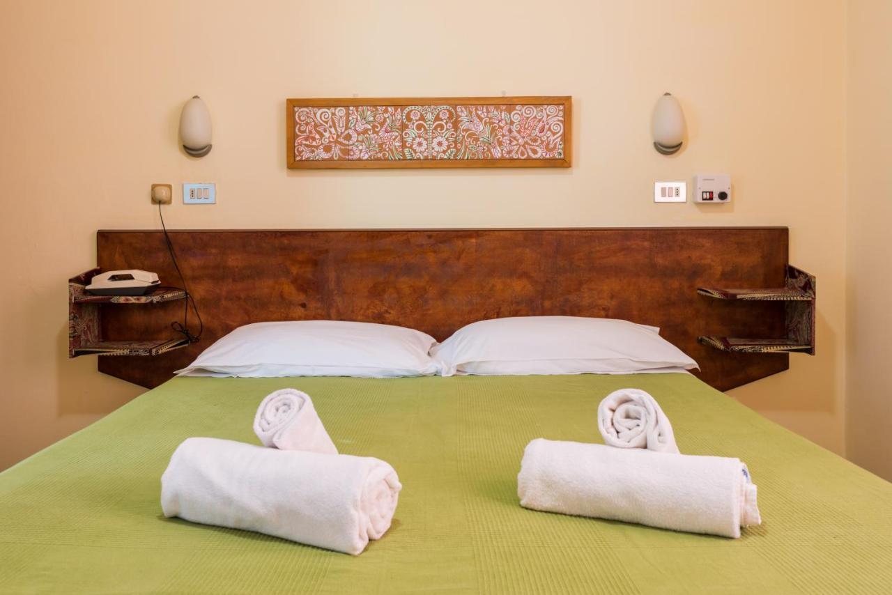 Hotel Villa Rosa Чезенатико Екстериор снимка