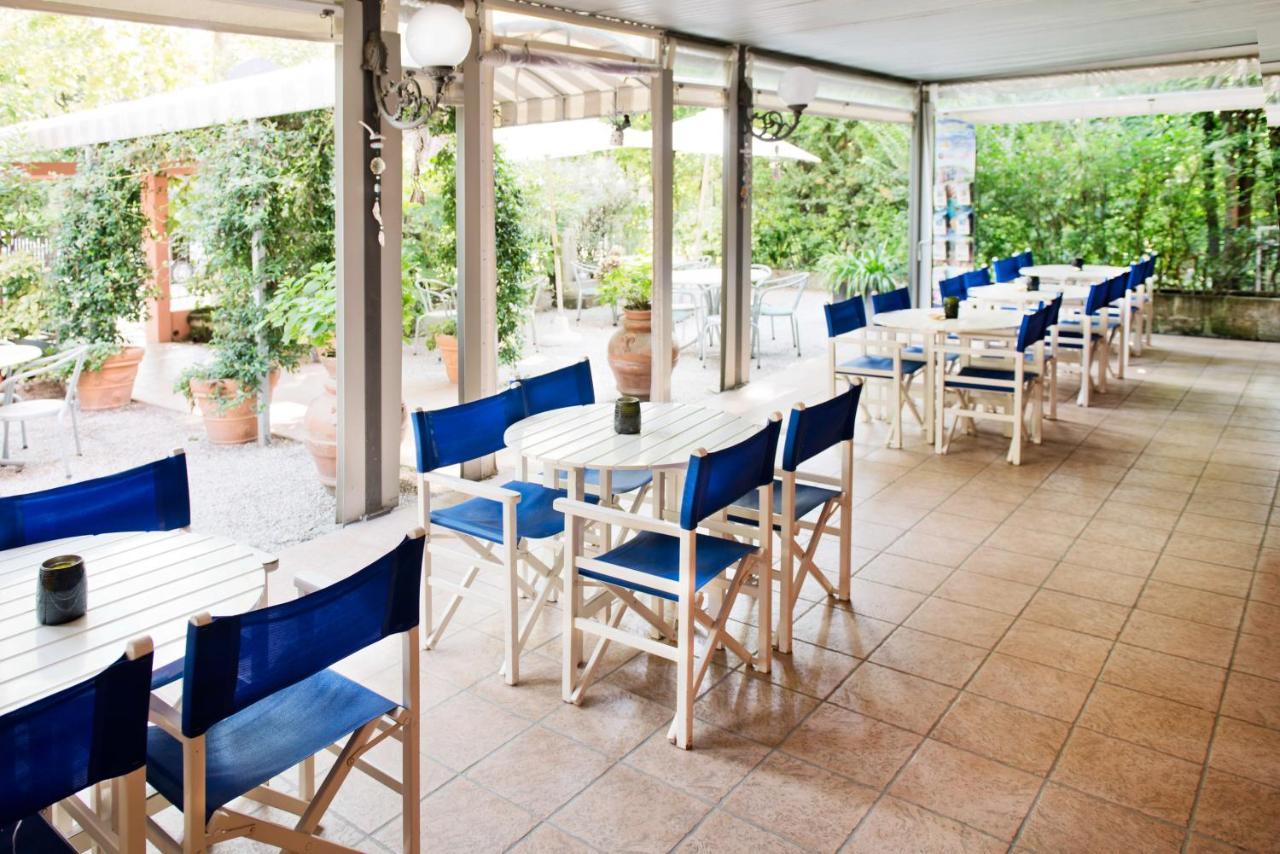 Hotel Villa Rosa Чезенатико Екстериор снимка